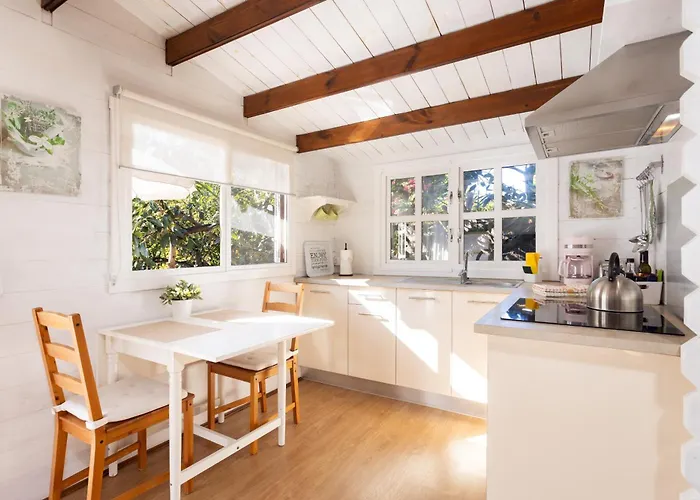 Home2book Comfy Hibiscus, Peace Retreat アパート ラ・オロタバ