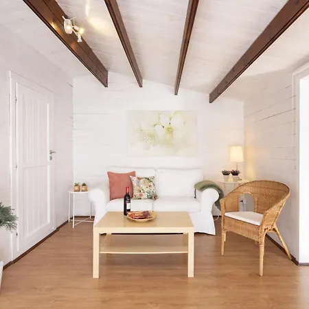 Daire Home2book Comfy Hibiscus, Peace Retreat